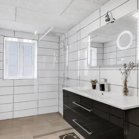 Charmantes Mit Viel Platz Ferienhaus